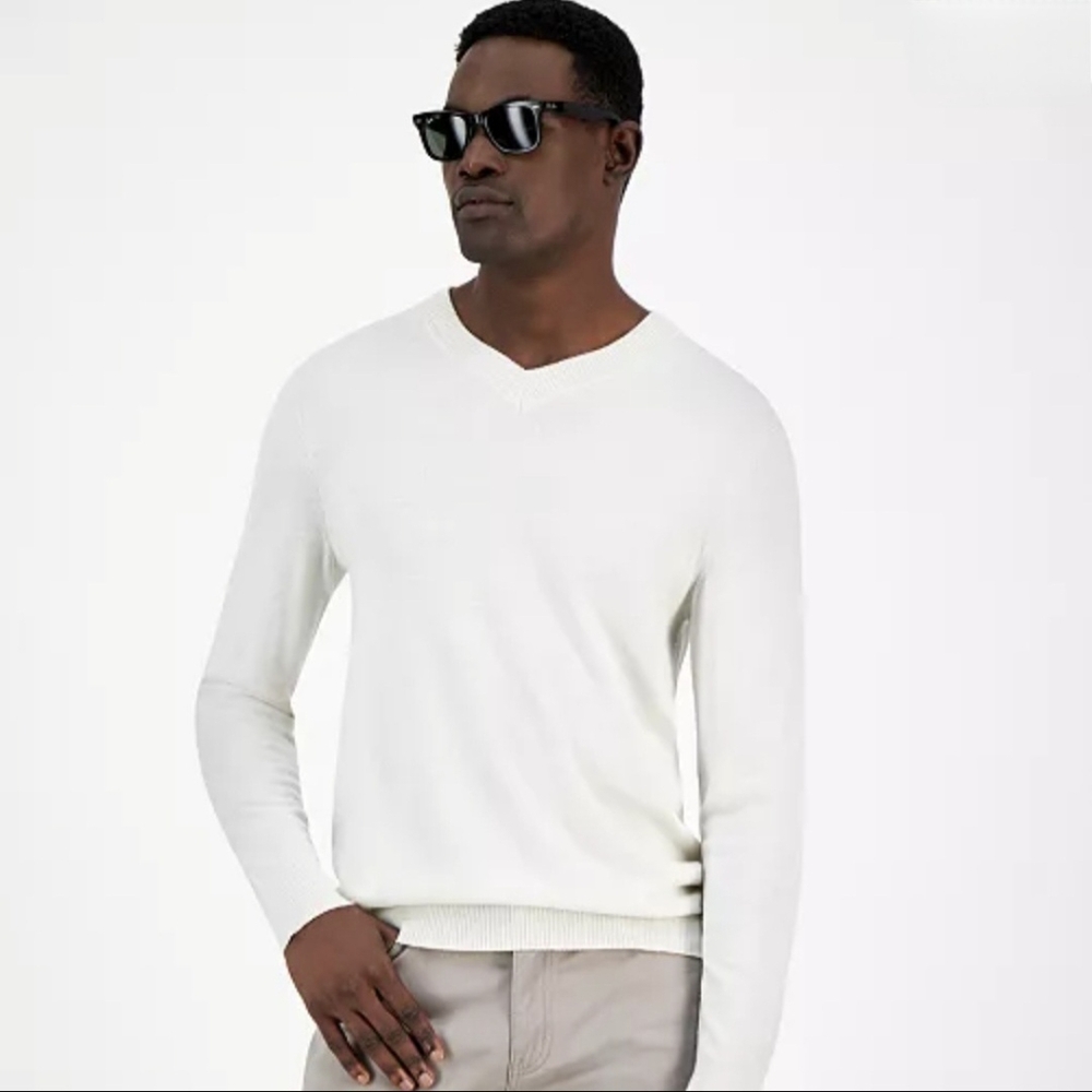 Alfani Men's Long-Sleeve V-Neck Merino Wool Cloud Heather Sweater Size L NWT